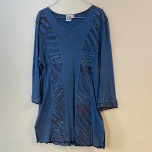 Parsley & Sage Blue V-Neck Tunic with Geometric Patterns Size XL